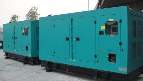 琼海康明斯400kw大型柴油二手发电机组