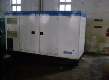 琼海康明斯150kw大型柴油二手发电机组
